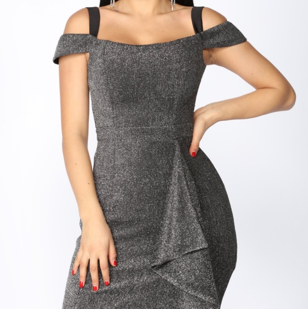 BRAND NEW Floor-length black/gray shimmery dress